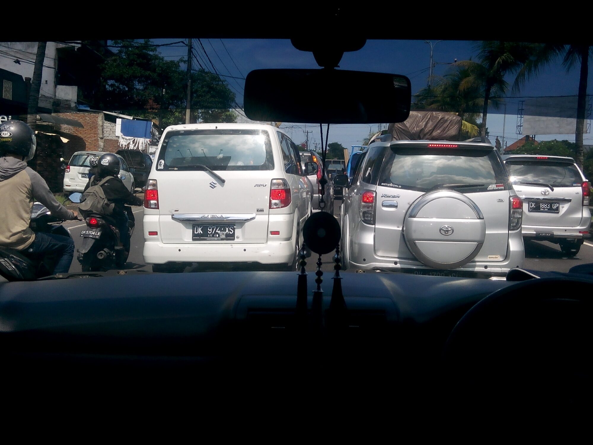 IMG_20160225_102405.jpg Driving in Bali traffic