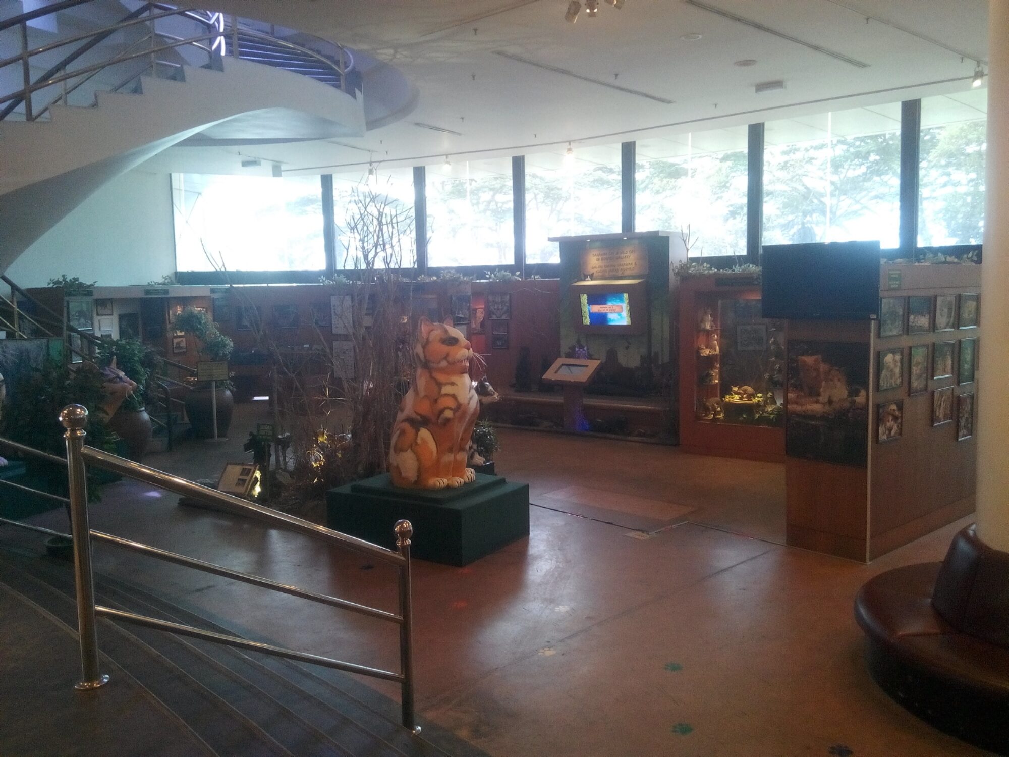 IMG_20160301_134513.jpg Kuching Cat Museum
