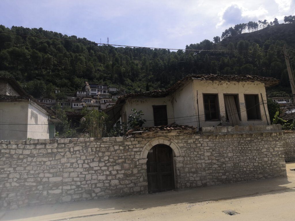 Off we go, heading to Berat & Gjirokaster. 21 img 20220903 1350178252444295756516787 3599109