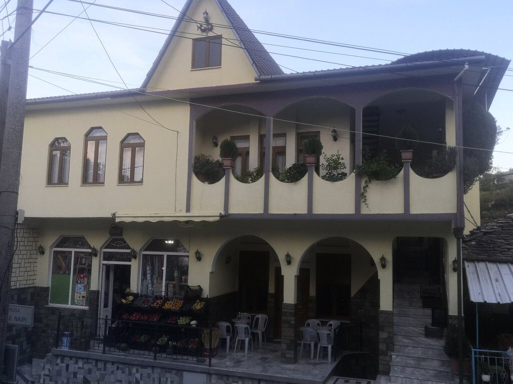Off we go, heading to Berat & Gjirokaster. 36 img 20220903 1748207505574585290430720 7413849