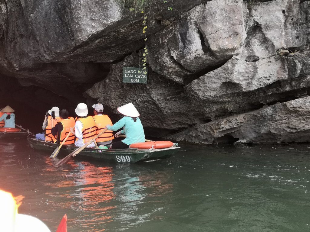 Trang An boat trip