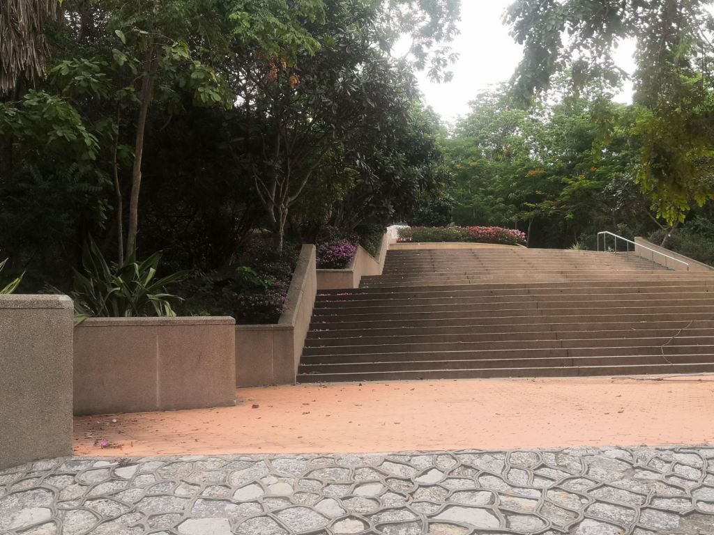 Khao Hin Lek Fai view point