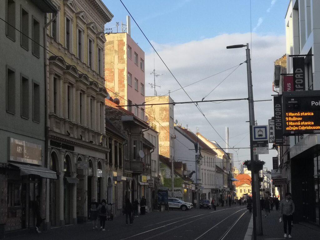 Good morning from Bratislava, Slovakia. 12 IMG 20250530 184833 1 1024x768 9156290