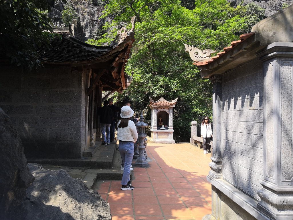 Beautiful Tam Coc 30 img 20230225 1208407030582839607001535 4397053 8351731.