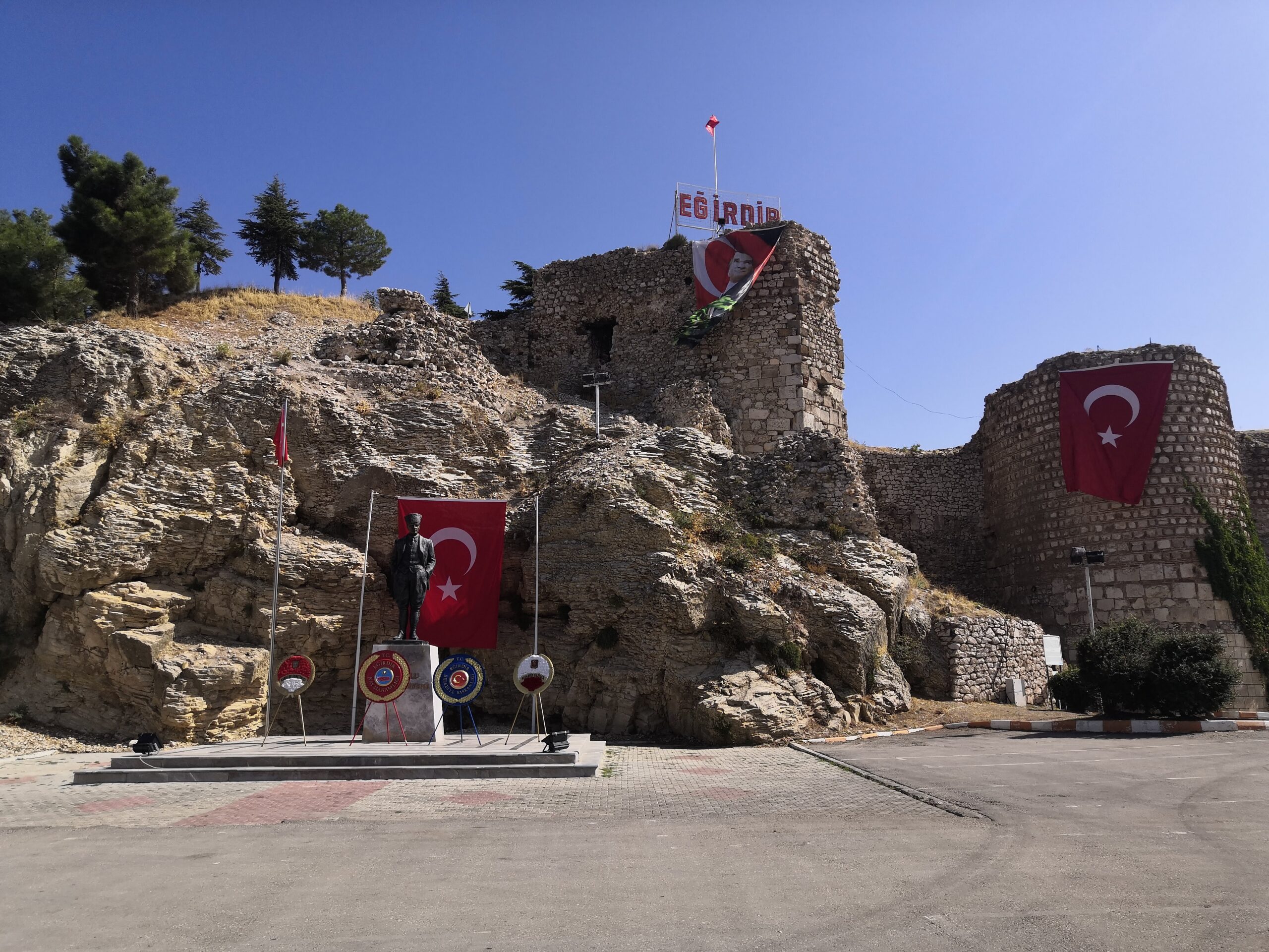Eğdir castle